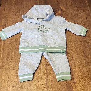 MINI BEAN 3-6 MONTH DINO OUTFIT